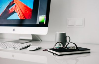How to work with display screen equipment safely